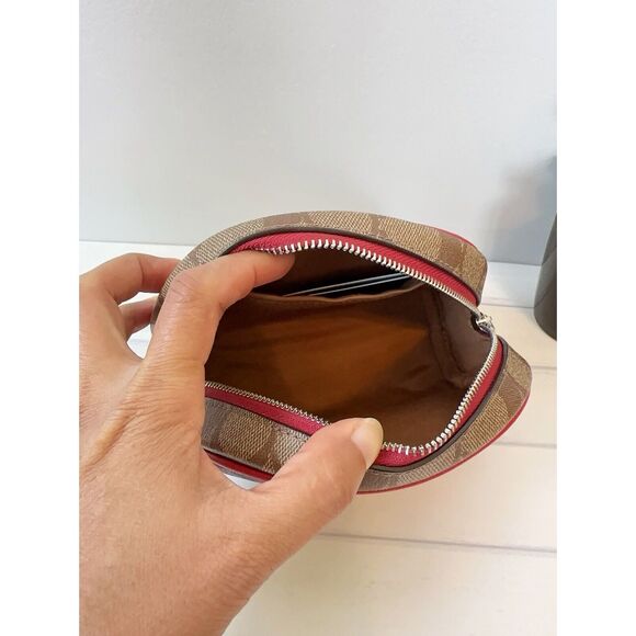 NWT Coach Cosmetics Case In Signature Canvas Wild Strawberry CH528 - Picture 6 of 6